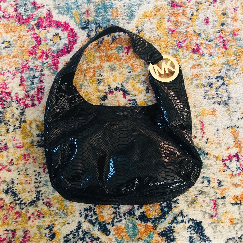 NWOT BLK LEATHER/ SUEDE BLEND SNAKE PATTERN BAG